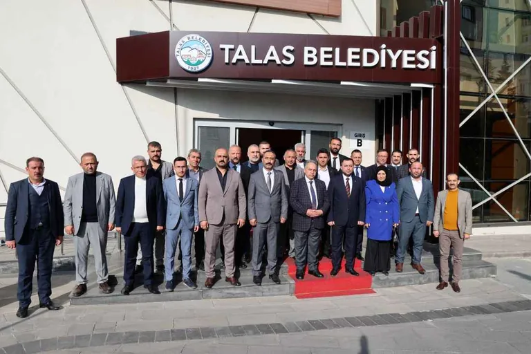 Başkan Yalçın, MHP Kocasinan İlçe Teşkilatını Ağırladı — haber görseli
