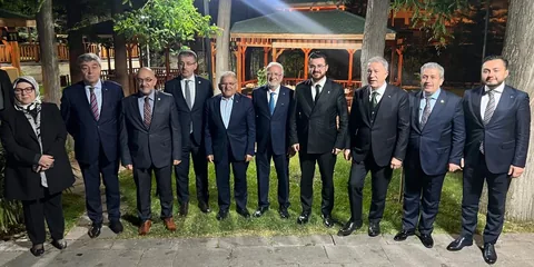 Kayseri’nin Yatırımları Masada, Teşkilat Tek Yürek! AK Parti’de İstişare Zamanı — haber görseli