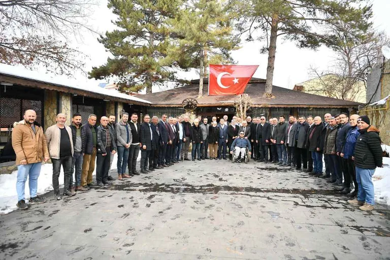  Başkan Büyükkılıç Sahada! Memduh Başkandan Bünyan Çıkarması — haber görseli
