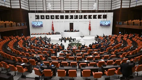 Meclis 1 Ağustos'a kadar çalışacak: Takvimde neler var? — haber görseli