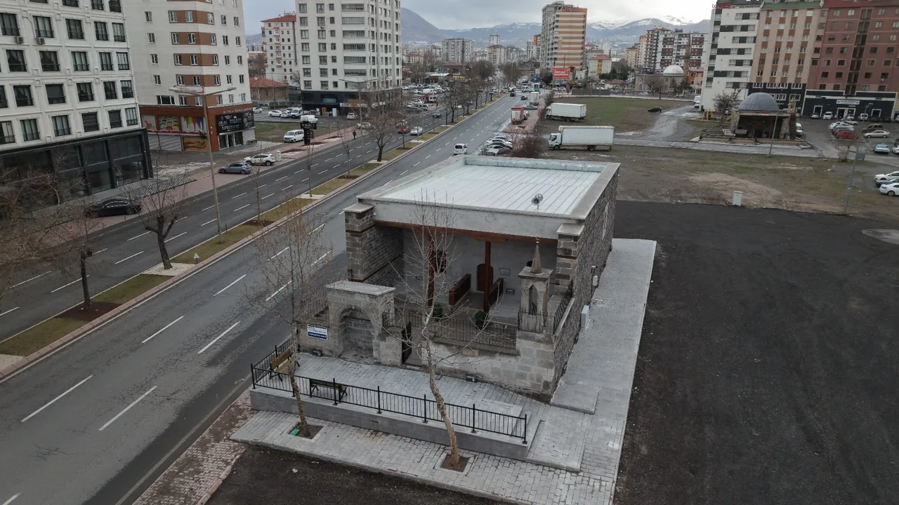5 Asırlık Miras İbadete Açılıyor: Tasmakıran Camii’nde İlk Teravih Heyecanı — haber görseli