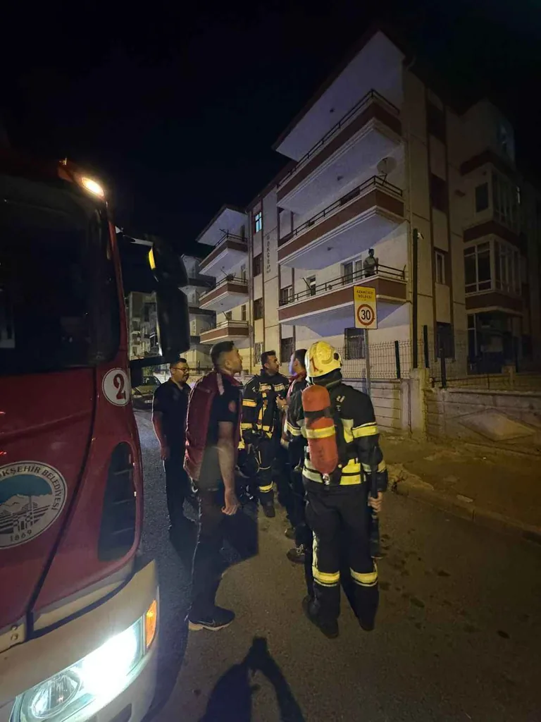 Apartmandaki Yanık Kokusu İhbarı Ekipleri Harekete Geçirdi — haber görseli