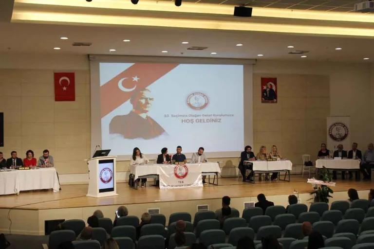 Kayseri Eczacı Odası 53. Olağan Seçimsiz Genel Kurulu yapıldı — haber görseli