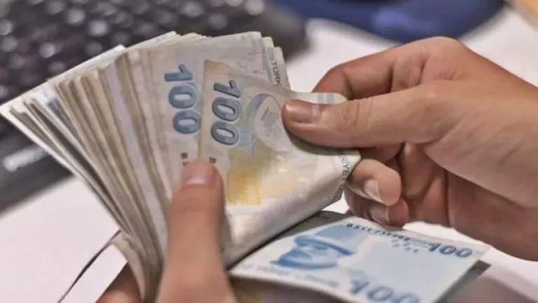 Asgari ücret zammı İle hepsi değişti! İşte yeni GSS primi, İşsizlik maaşı ve kıdem tazminatı — haber görseli
