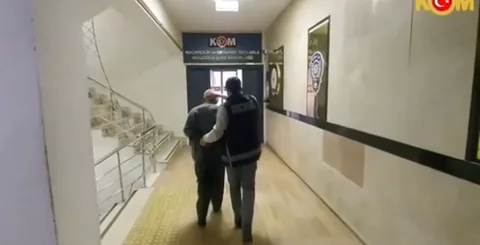 Kayseri’de silah ve uyuşturucu operasyonu: 5 yıl hapis cezası bulunan firari yakalandı — haber görseli
