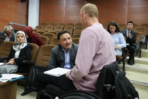 Vali Gökmen Çiçek Vatandaşların Talep ve Sorunlarını Dinledi — haber görseli
