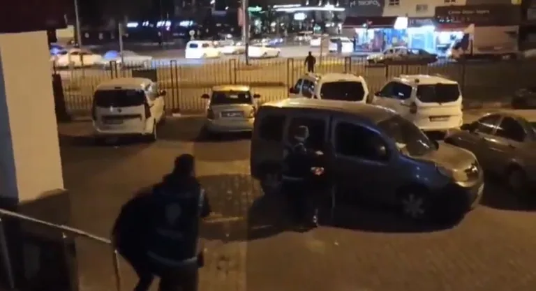Güpe Gündüz Testere Hırsızlığı Kameralara Yansıdı — haber görseli