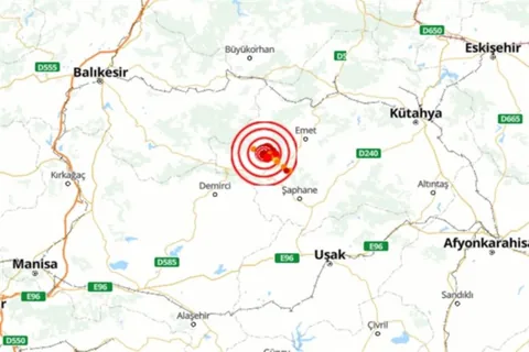 Kütahya'da 4.3 büyüklüğünde deprem meydana geldi — haber görseli