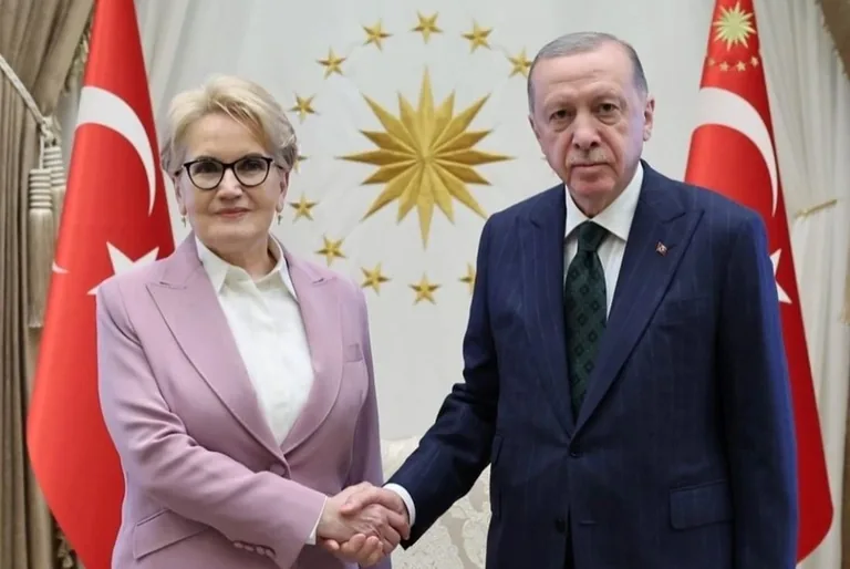 Cumhurbaşkanı yardımcılığı teklif edildi mi? Cumhurbaşkanı Erdoğan'la görüşen Akşener'den Açıklama — haber görseli