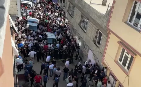 GAZİANTEP'TE VAHŞET! Eşi ve 4 Çocuğunu Öldürüp İntihar Etti — haber görseli