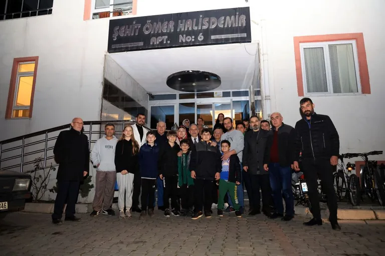 Talas Belediye Başkanı Yalçın'a Vatandaşlardan Yoğun İlgi — haber görseli