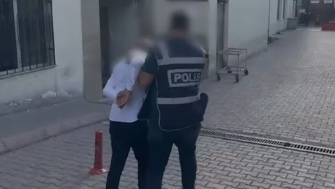 Kayseri'de Yol Kesen Firari Yakalandı! Silahlı Yağma Suçundan 19 Yıl Hapis — haber görseli