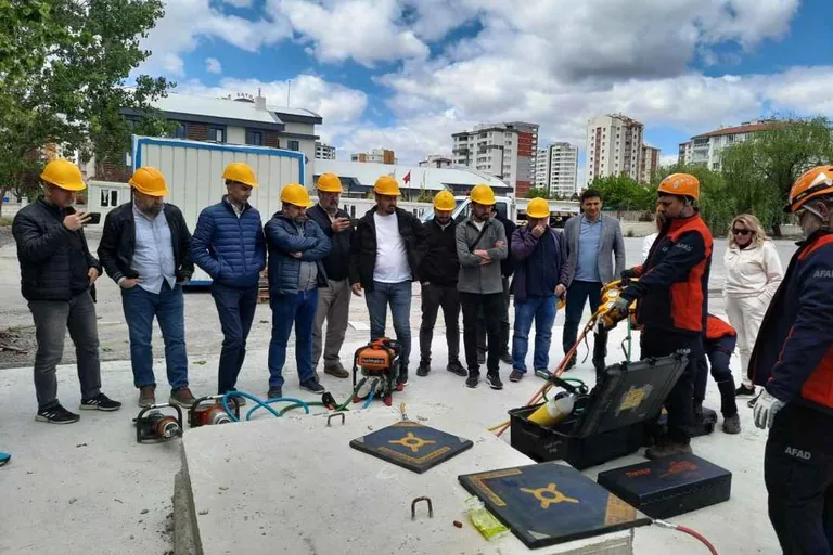 AFAD ekiplerinden öğretmenlere eğitim — haber görseli