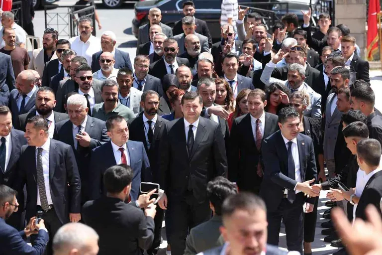 MHP Kayseri'de 10 İlçede Kongre Tamamlandı! 9 Başkan Güven Tazeledi, Hacılar'da Değişim — haber görseli