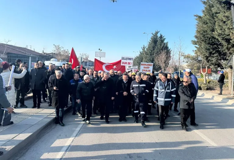 Maden İşçileri, Özelleştirme Kararını Protesto Ediyor: Beypazarı'ndan Ankara'ya Yürüyorlar — haber görseli