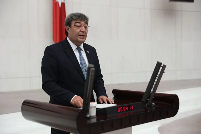 ATAŞ: AKP İKTİDARI, BOŞALTTIĞI DEVLETİN KASASINI MİLLETİN CEBİNE EL ATARAK DOLDURMAYA ÇALIŞIYOR — haber görseli