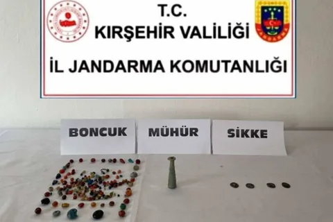 Jandarmadan Kaçak Definecilere Darbe! Kırşehir’de Tarihi Eser Avcıları Suçüstü Yakalandı — haber görseli