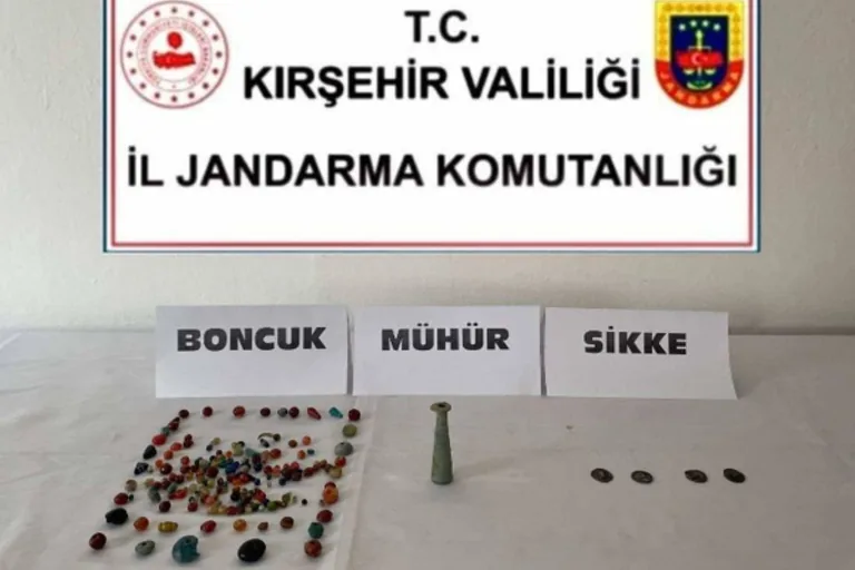Jandarmadan Kaçak Definecilere Darbe! Kırşehir’de Tarihi Eser Avcıları Suçüstü Yakalandı — haber görseli