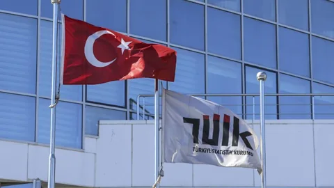 Türkiye’den yurt dışına göç eden kişi sayısı yüzde 53 Arttı — haber görseli