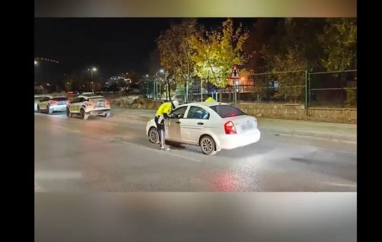 Kayseri Trafiğinde Magandalar Cirit Atıyor! Sadece bir haftada Binlerce sürücüye ceza — haber görseli