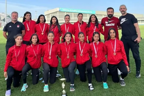 Kayseri Spor Lisesi Atletizmde Türkiye 2. Oldu — haber görseli