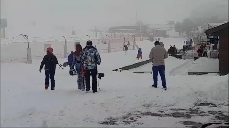 Kayseri'de Baharın Müjdecisi Cemre, Kar Yağışıyla Toprağa Düştü — haber görseli