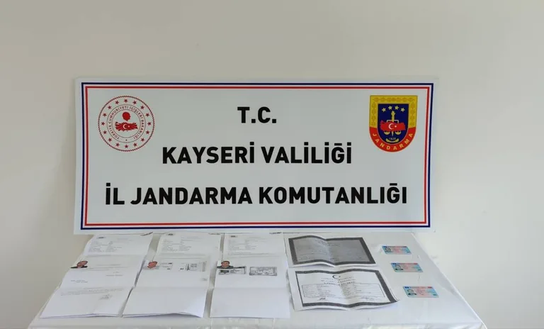 Ehliyet Sınavında Dolandırıcılık: 10 Gözaltı — haber görseli