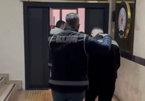 Kayseri'de 17 Yıl 6 Ay Hapis Cezalı Yağma Suçluları Yakalandı — haber görseli