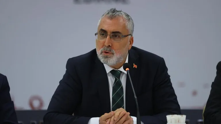 Bakan IŞIKHAN Açıkladı! En düşük emekli maaşı 14 bin 469 lira oldu — haber görseli