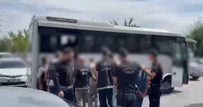 76 Ekip, 280 Personel ile Dev Operasyon: 17 Şahıs Tutuklandı — haber görseli