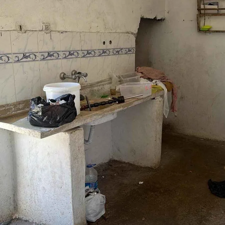 KİLİS'TE PEYNİR İMALATHANESİNDE MİDE BULANDIRAN GÖRÜNTÜLER — haber görseli
