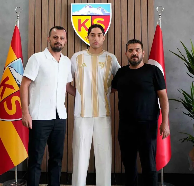 Talha Sarıarslan 3 Yıl Daha Kayserispor'da — haber görseli