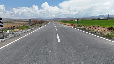 Bünyan’da 22 kilometrelik yol yenilendi, ulaşım konforu arttı! Büyükşehir'den Bünyan'a 100 Milyon TL'lik Yatırım — haber görseli