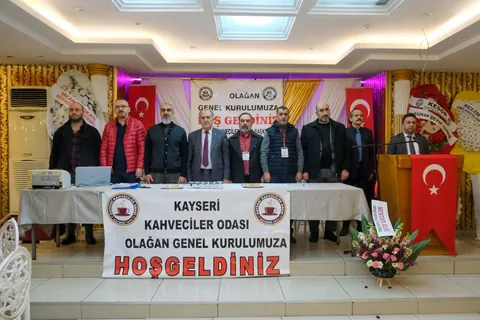 Kahveciler Odası'nda Mustafa Kaya güven tazeledi  — haber görseli