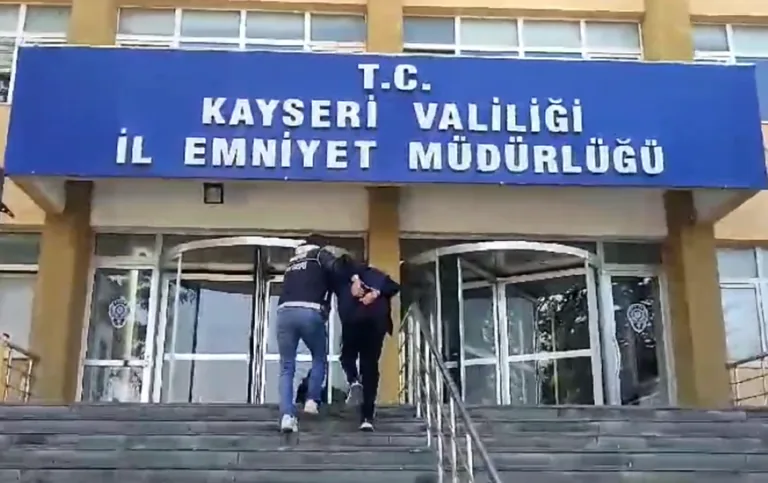 Kayseri’de Uyuşturucuya Geçit Yok! Aranan İki Şahıs Yakalandı — haber görseli