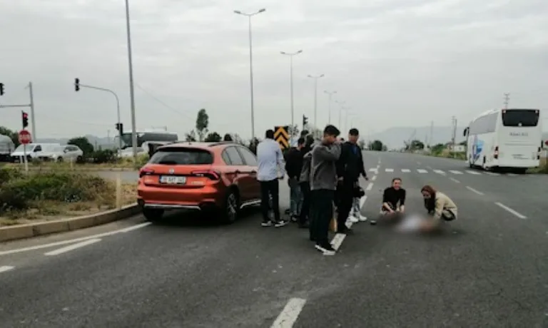 Örenşehir Mahallesi Ölüm Yolu! Otomobilin Çarpması Sonucu 16 Yaşındaki Genç Kız Ağır Yaralandı — haber görseli