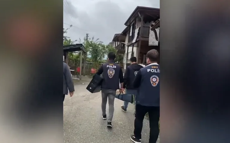 Kayseri Dahil 77 İlde İnternette Çocuk Müstehcenliği ve Taciz Operasyonu: 156 Gözaltı — haber görseli