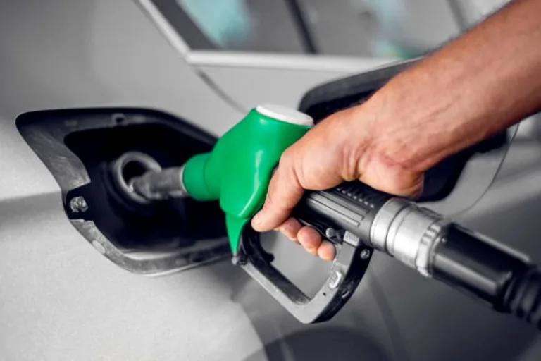 Motorine okkalı zam! Dün gece fiyat göstergeleri bir kez daha değişti — haber görseli