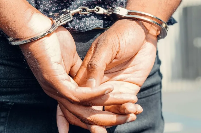 Kayseri'de Terör Örgütlerine Operasyon: 7'si FETÖ'den 14 kişi yakalandı — haber görseli