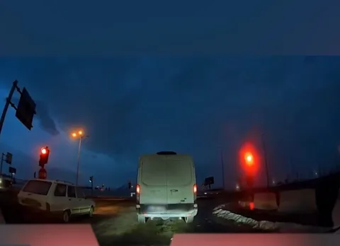 Trafik Güvenliğini Tehlikeye Atan Sürücüler Tespit Edildi! Sürücülere Rekor Ceza — haber görseli