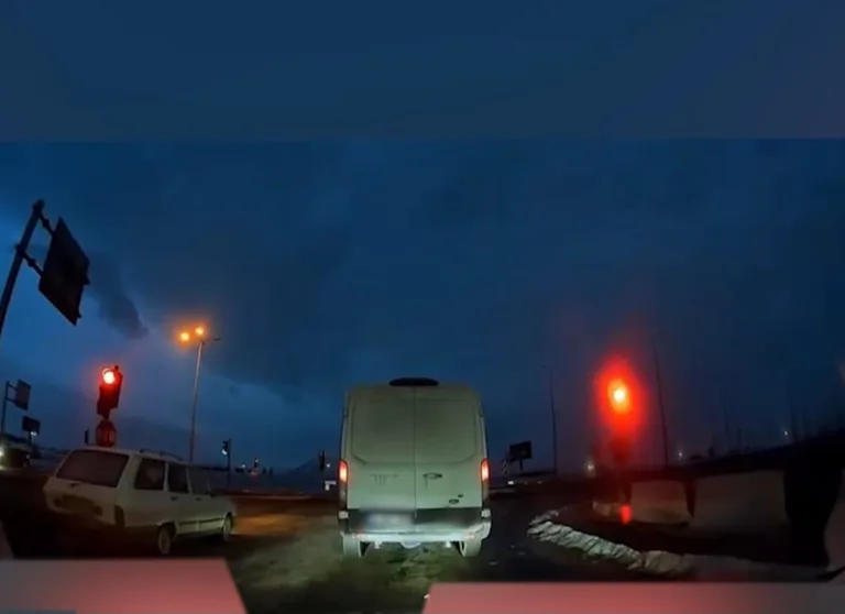 Trafik Güvenliğini Tehlikeye Atan Sürücüler Tespit Edildi! Sürücülere Rekor Ceza — haber görseli