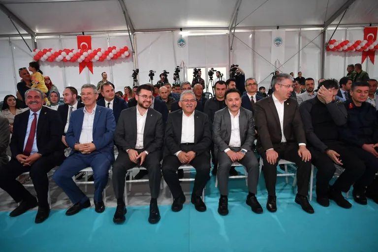 Kayseri’de 2’nci Çocuk Kitap Fuarı ve Şenliği Coşkuyla Başladı — haber görseli