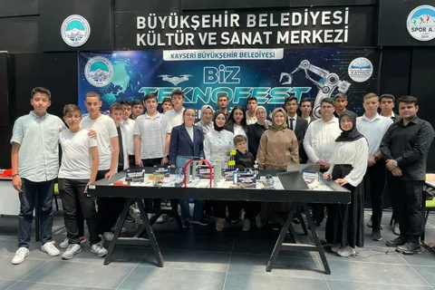 ‘Akıllı Bandaj’ ve ‘Emin Adımlar’ projeleri TEKNOFEST finalinde — haber görseli
