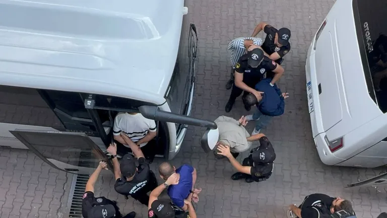 Kayseri’de “Şirinler” Operasyonunda 16 Tutuklama! — haber görseli