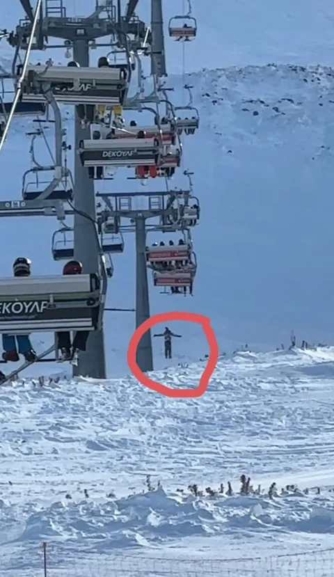 ERCİYES'TE DEHŞET ANLARI: SNOWBOARD İÇİN CANINI HİÇE SAYDI! ÖLÜMDEN DÖNDÜ — haber görseli