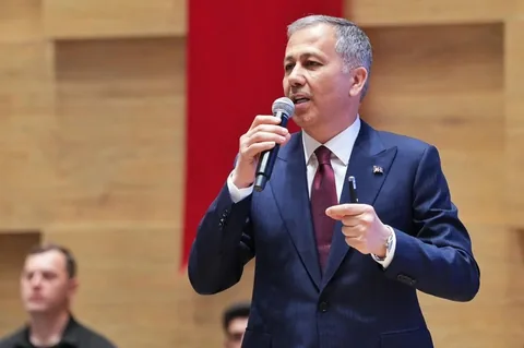 Bakan Yerlikaya açıkladı: Dünkü olaylara ilişkin 67 kişi gözaltına alındı — haber görseli