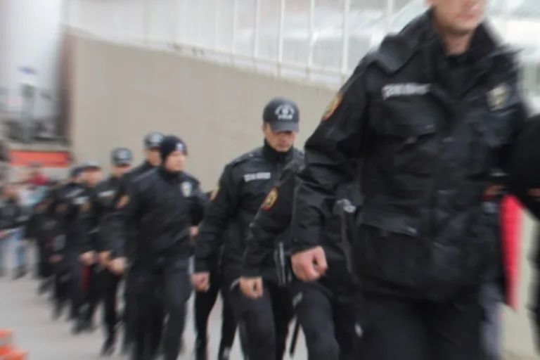 Kayseri'de kaçakçılık suçlarından aranan 21 şahıs yakalandı — haber görseli