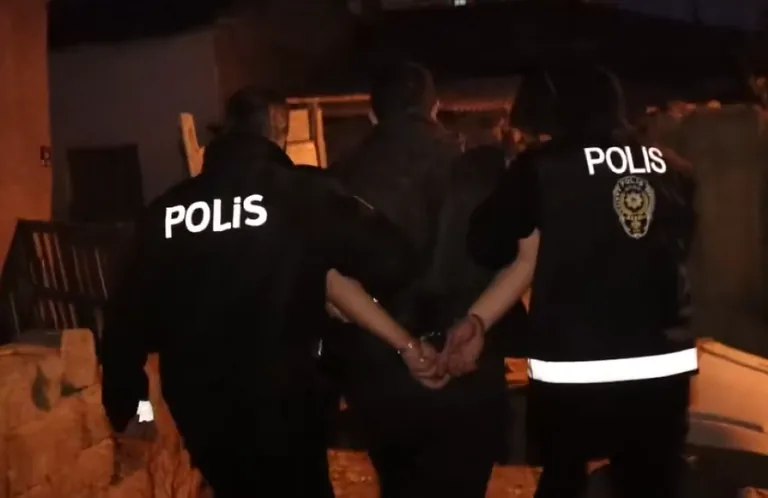 Kayseri’de Eş Zamanlı Operasyon: 10 Aranan Şahıs Yakalandı! — haber görseli