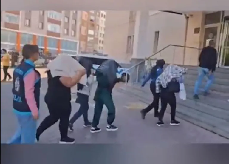 Kayseri’de Yer Yerinden Oynadı: Fuhuş, Kumar ve Müstehcenlik Dosyası Kabardı — haber görseli