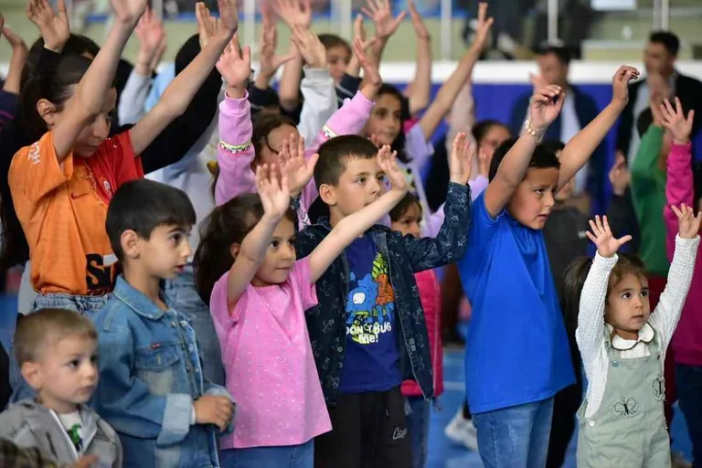Büyükşehir Spor A.Ş.'den Pınarbaşı'da "Çocuk Şenliği" — haber görseli